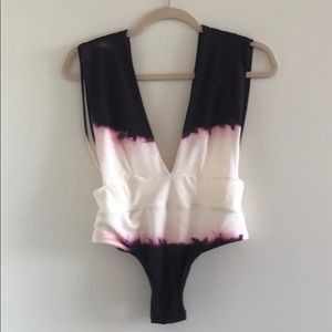 Entreaguas One Piece Swimsuit Size M